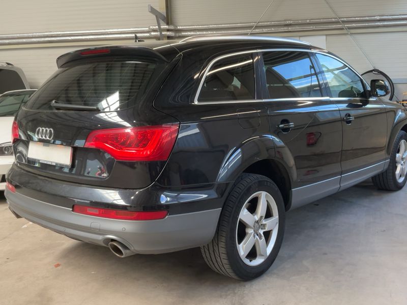 Audi Q7 3.0 V6 TDI clean diesel quattro 2010 – снимка 8