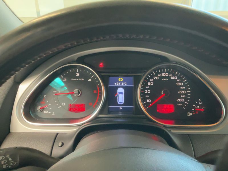Audi Q7 3.0 V6 TDI clean diesel quattro 2010 – снимка 19