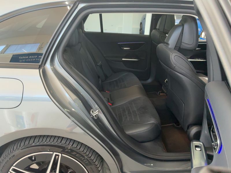 Mercedes-Benz C-Klasse C 220 d Mild-Hybrid T AMG Line 2022 – снимка 20