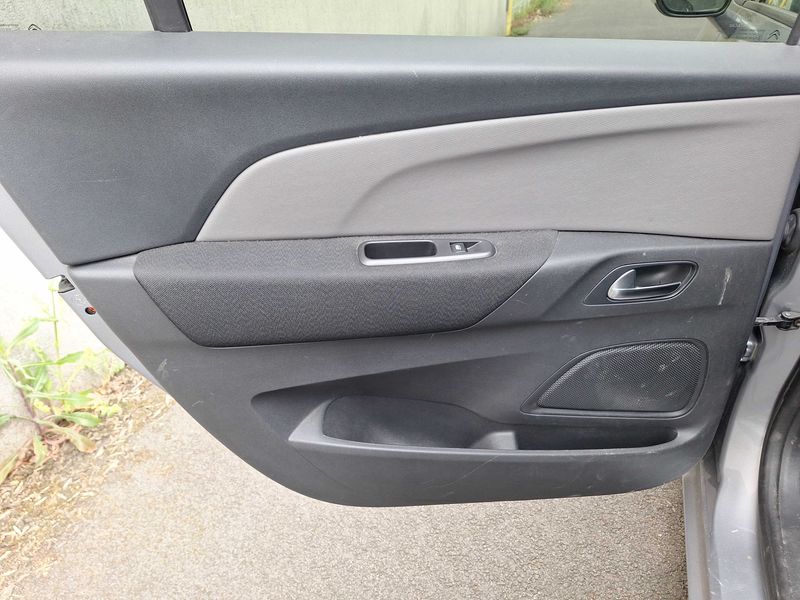 Citroen C4 Grand Spacetourer 1.5 Blue-HDi Feel 2019 – снимка 33