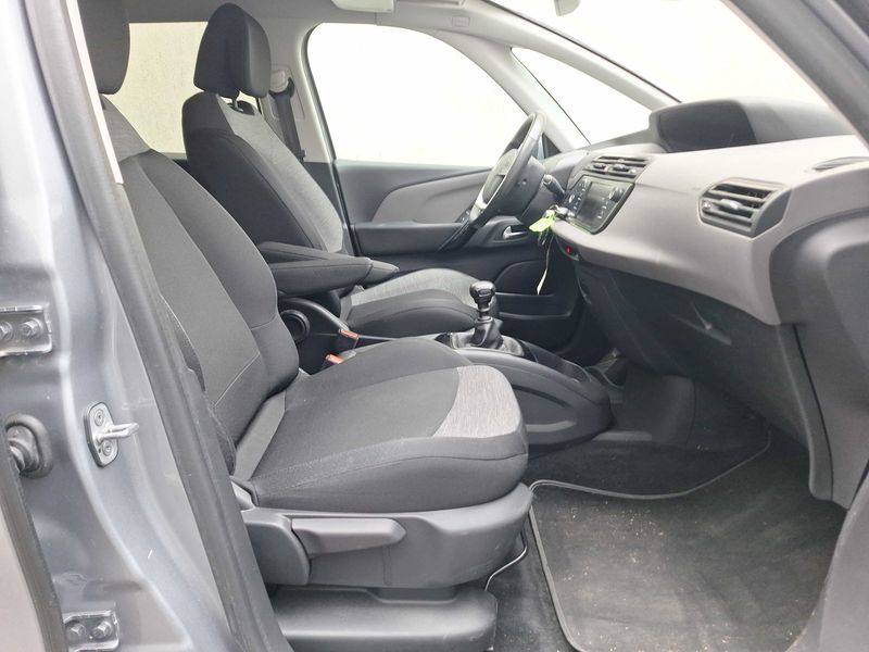 Citroen C4 Grand Spacetourer 1.5 Blue-HDi Feel 2019 – снимка 10