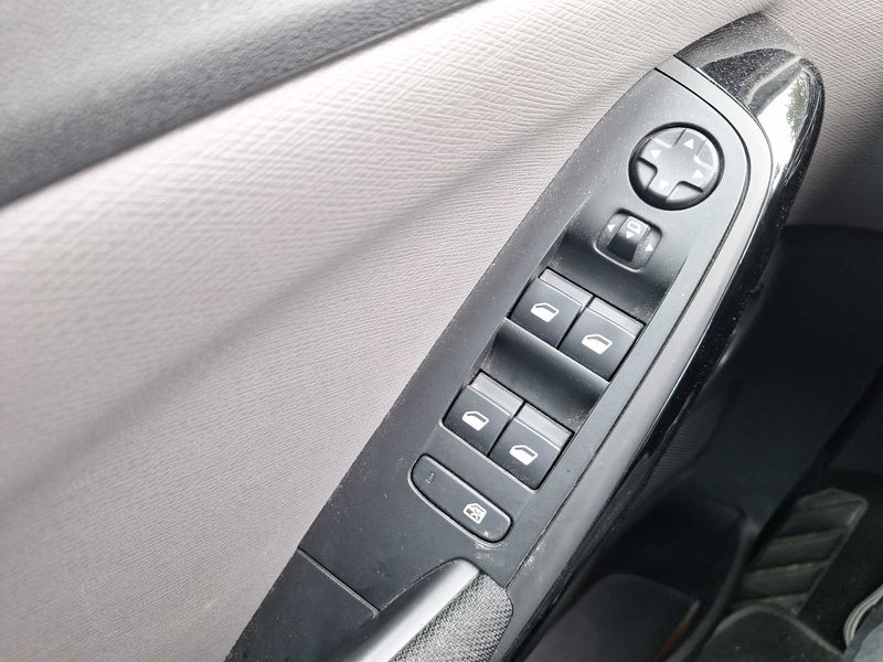 Citroen C4 Grand Spacetourer 1.5 Blue-HDi Feel 2019 – снимка 35