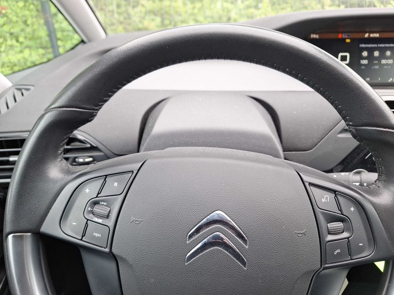 Citroen C4 Grand Spacetourer 1.5 Blue-HDi Feel 2019 – снимка 33