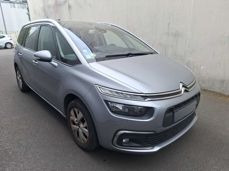 Citroen C4 Grand Spacetourer 1.5 Blue-HDi Feel 2019 – снимка 6