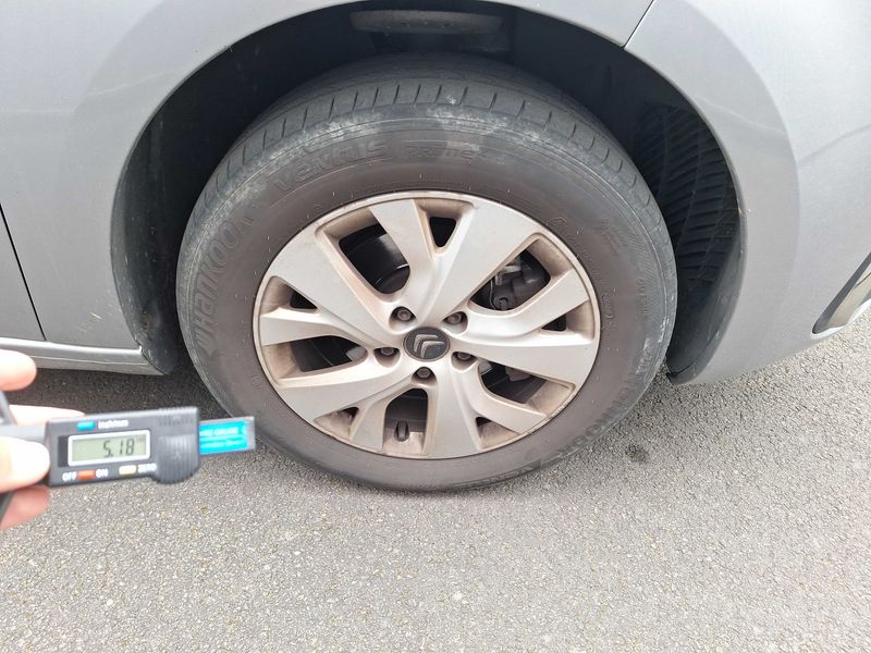 Citroen C4 Grand Spacetourer 1.5 Blue-HDi Feel 2019 – снимка 45