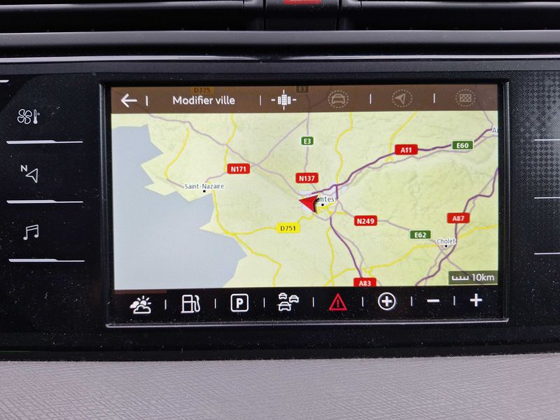Citroen C4 Grand Spacetourer 1.5 Blue-HDi Feel 2019 – снимка 13