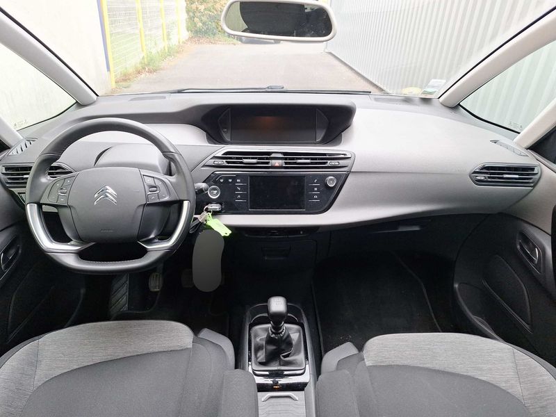 Citroen C4 Grand Spacetourer 1.5 Blue-HDi Feel 2019 – снимка 11