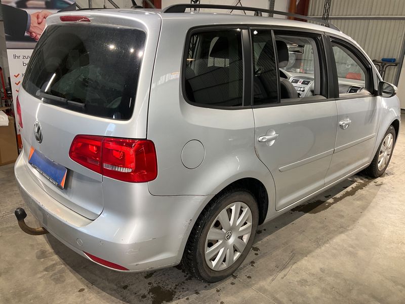 Volkswagen Touran 1.4 TSI Comfortline 2012 – снимка 2