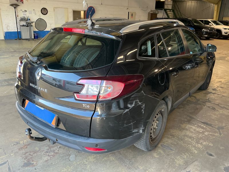 Renault Megane 1.4 TCe Expression 2010 – снимка 2