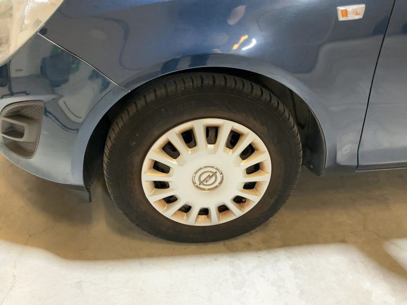 Opel Corsa 1.0 Essentia 2012 – снимка 3