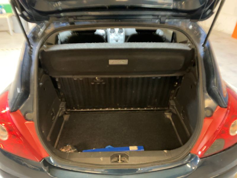 Opel Corsa 1.0 Essentia 2012 – снимка 15