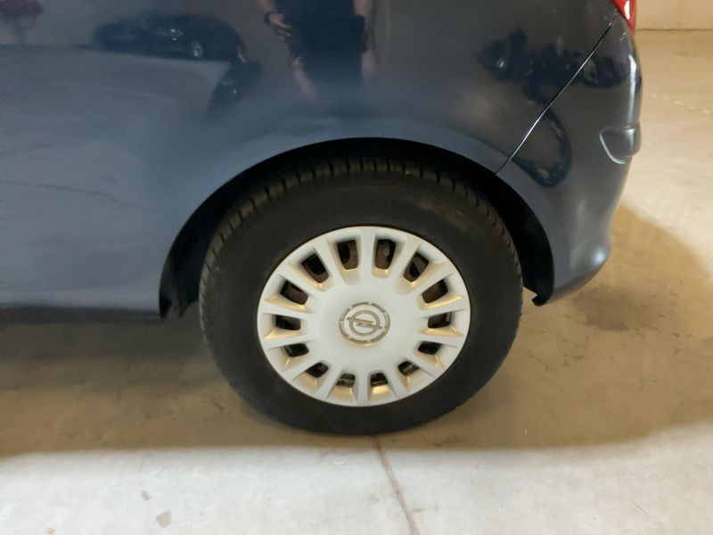 Opel Corsa 1.0 Essentia 2012 – снимка 5