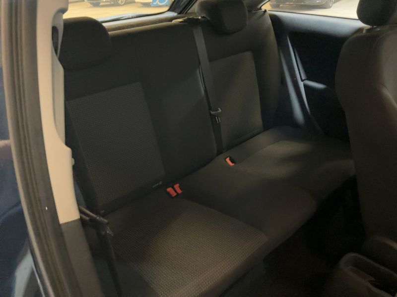 Opel Corsa 1.0 Essentia 2012 – снимка 19