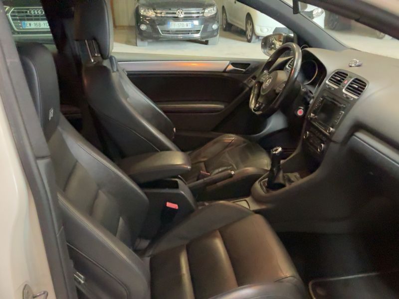 Volkswagen Golf VI 2.0 TSI R 2011 – снимка 16