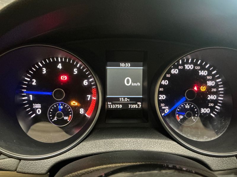 Volkswagen Golf VI 2.0 TSI R 2011 – снимка 18