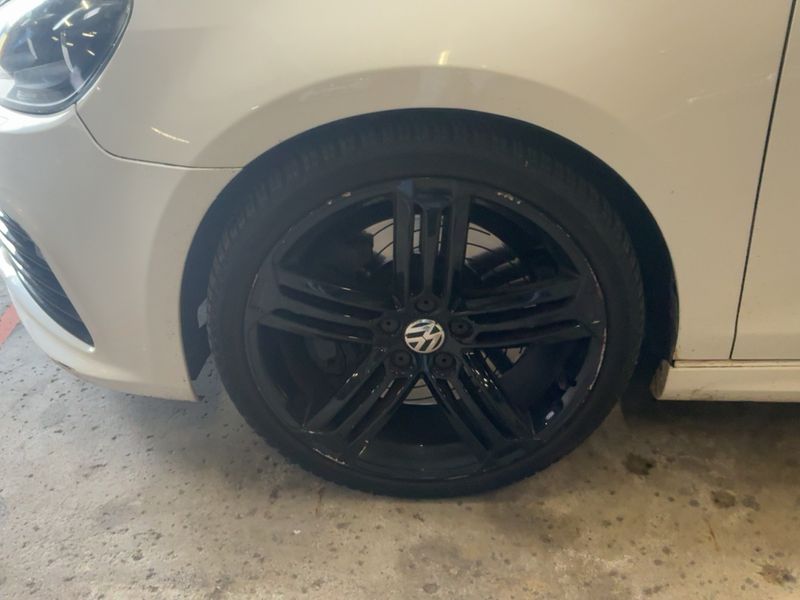 Volkswagen Golf VI 2.0 TSI R 2011 – снимка 3