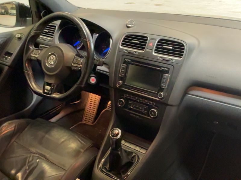Volkswagen Golf VI 2.0 TSI R 2011 – снимка 17