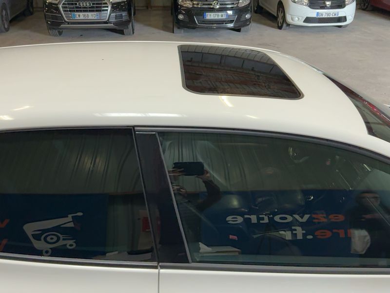 Volkswagen Golf VI 2.0 TSI R 2011 – снимка 13