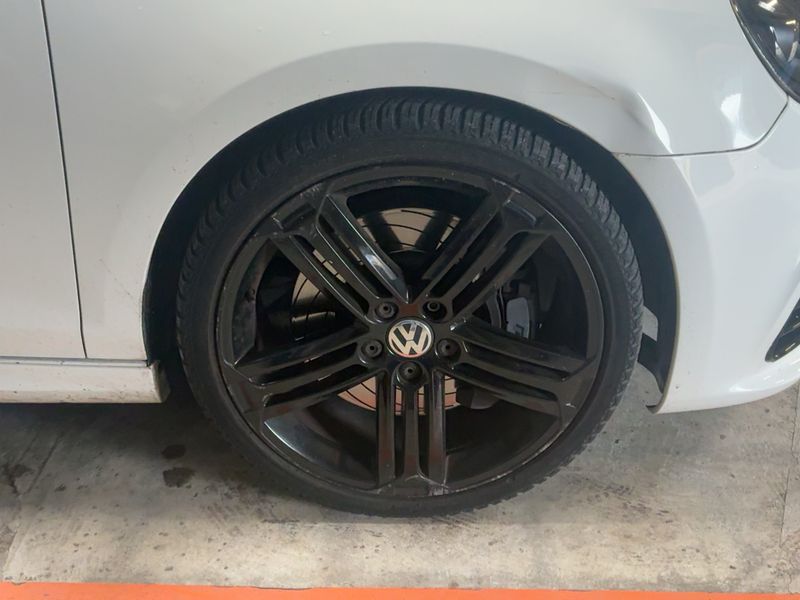 Volkswagen Golf VI 2.0 TSI R 2011 – снимка 11