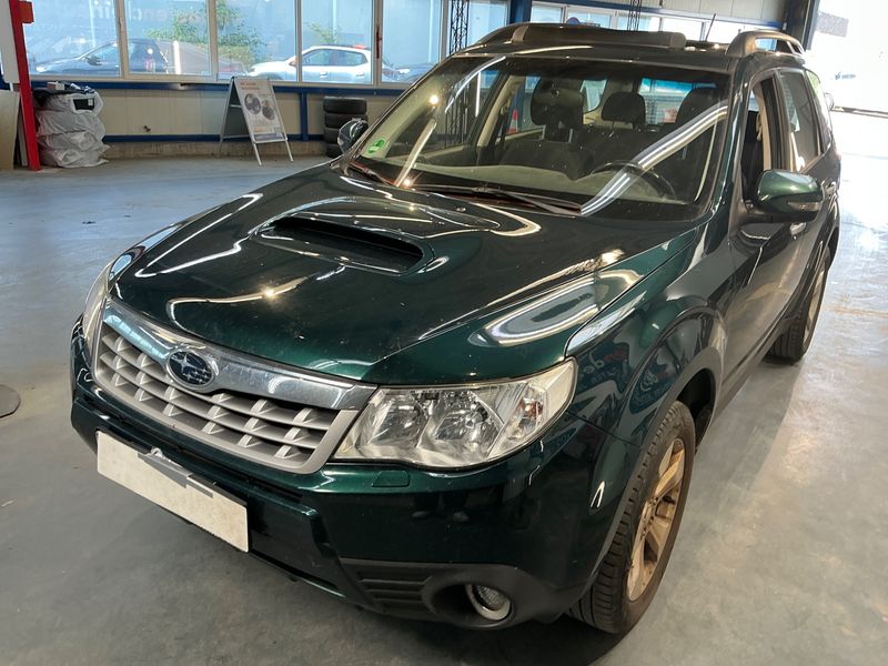 Subaru Forester 2.0 Diesel Comfort 2012 – снимка 1