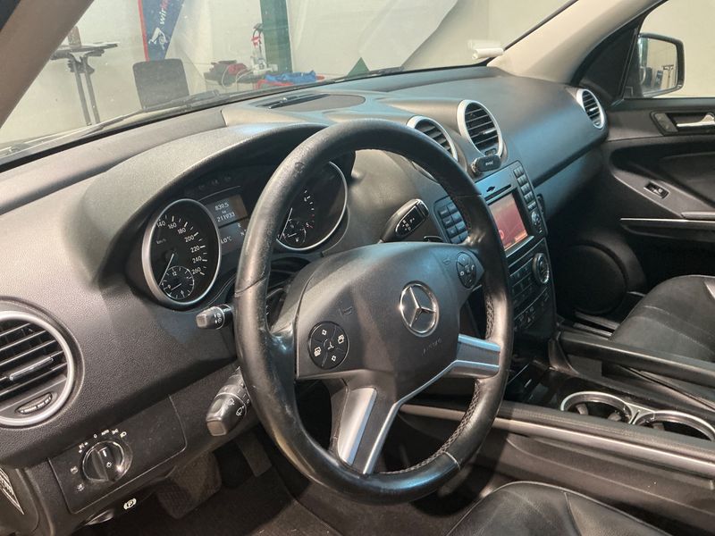 Mercedes-Benz M-Klasse ML 350 CDI 4Matic 2011 – снимка 26