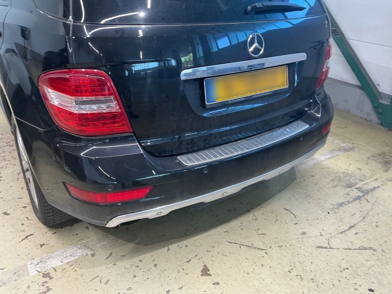 Mercedes-Benz M-Klasse ML 350 CDI 4Matic 2011 – снимка 29