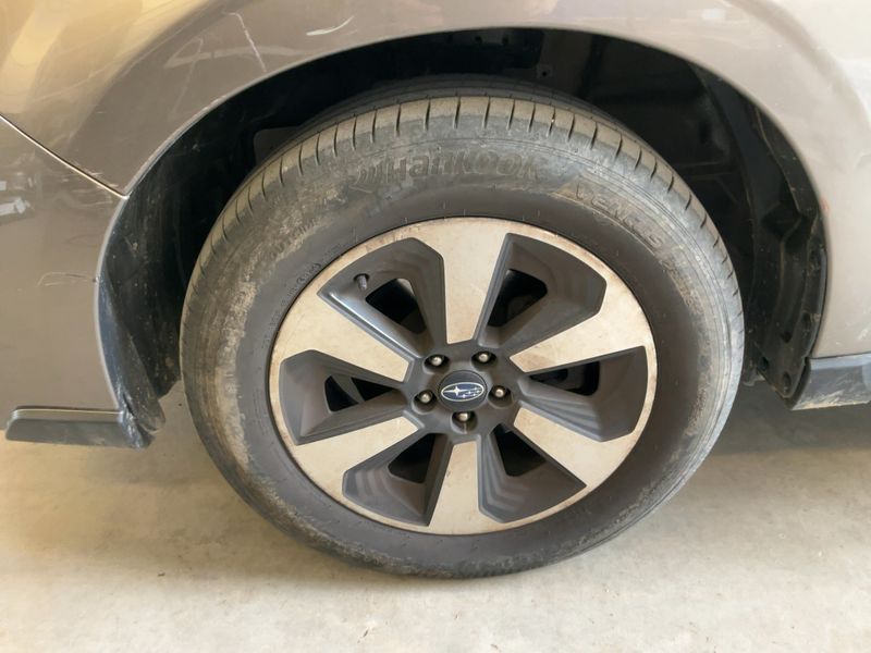 Subaru Forester 2.0 Exclusive 2017 – снимка 3