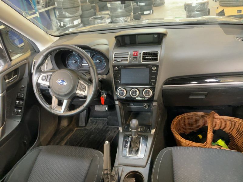 Subaru Forester 2.0 Exclusive 2017 – снимка 17