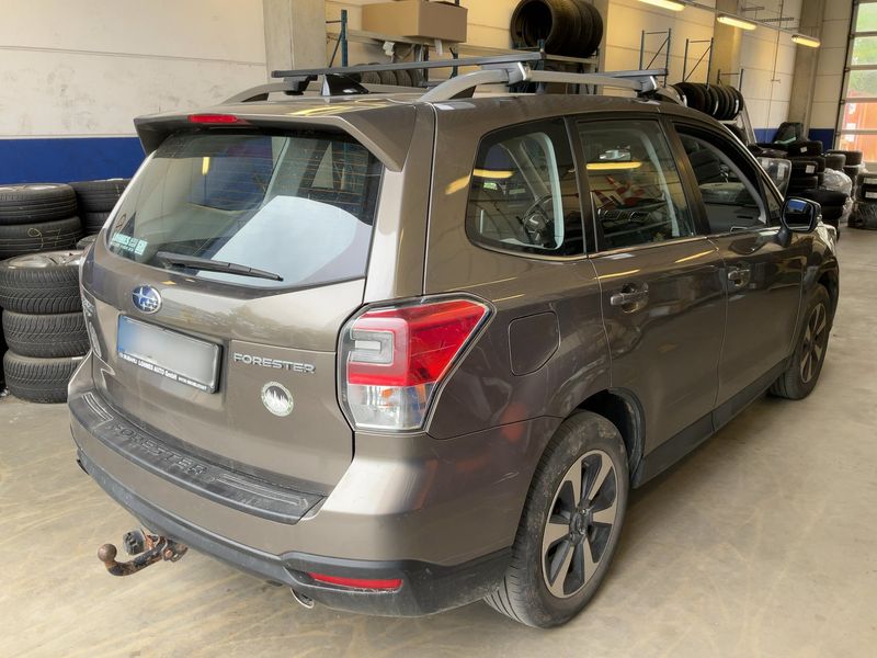 Subaru Forester 2.0 Exclusive 2017 – снимка 8