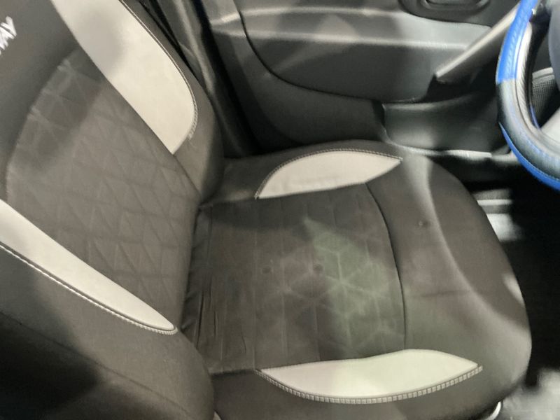 Dacia Sandero 0.9 TCe Stepway Prestige 2015 – снимка 24