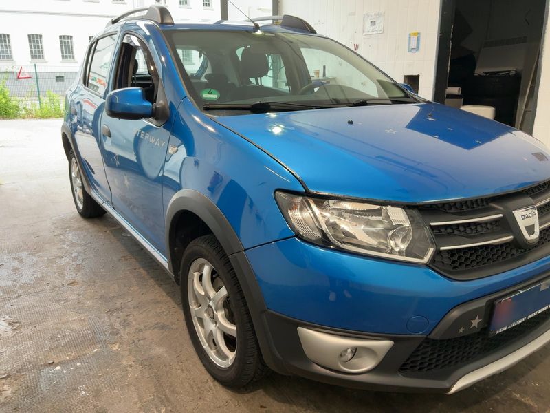 Dacia Sandero 0.9 TCe Stepway Prestige 2015 – снимка 12