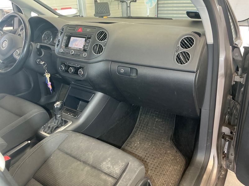 Volkswagen Golf VI Plus 1.4 TSI Team 2011 – снимка 27