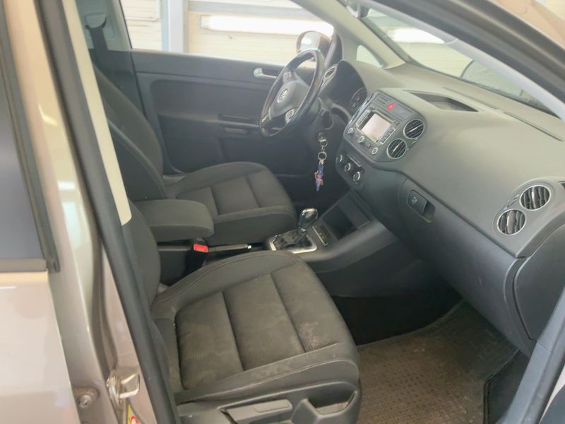 Volkswagen Golf VI Plus 1.4 TSI Team 2011 – снимка 16