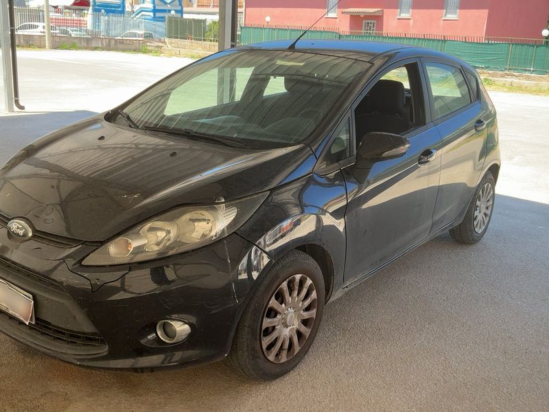 Ford Fiesta 1.6 TDCi Trend 2011 – снимка 2