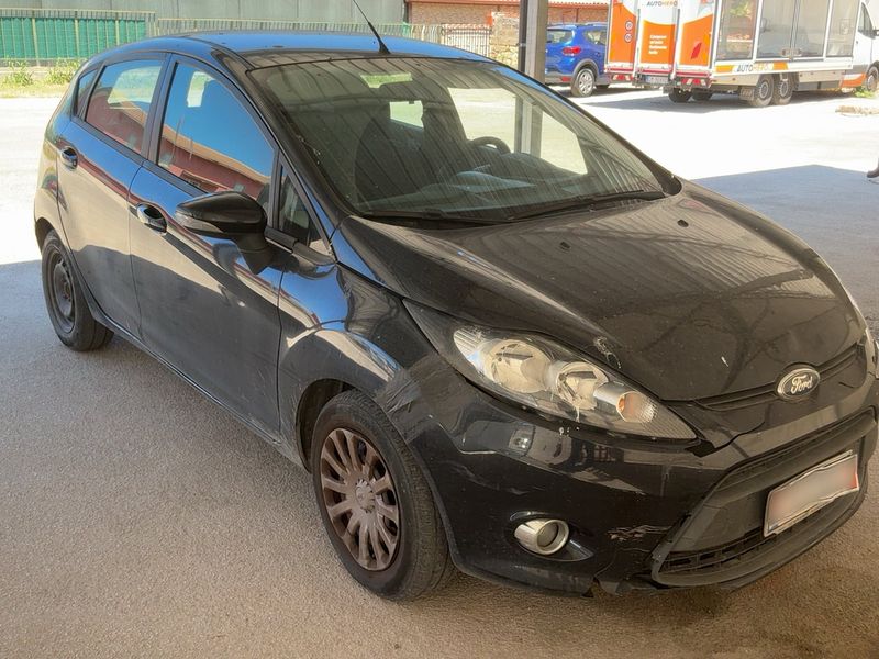 Ford Fiesta 1.6 TDCi Trend 2011 – снимка 12