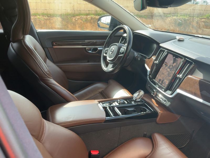 Volvo V90 2.0 T8 Plug-in Hybrid Inscription AWD 2020 – снимка 16