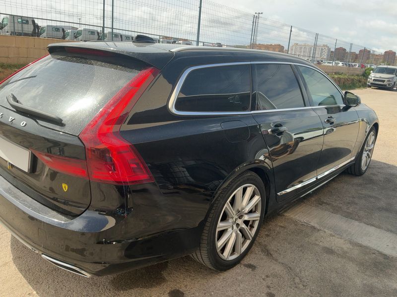 Volvo V90 2.0 T8 Plug-in Hybrid Inscription AWD 2020 – снимка 8