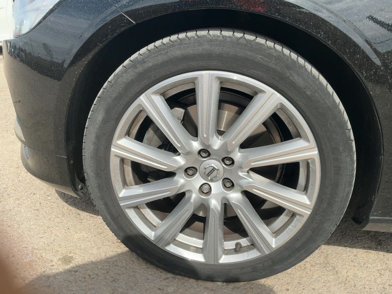 Volvo V90 2.0 T8 Plug-in Hybrid Inscription AWD 2020 – снимка 3