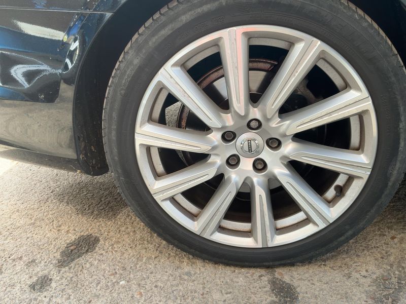 Volvo V90 2.0 T8 Plug-in Hybrid Inscription AWD 2020 – снимка 9
