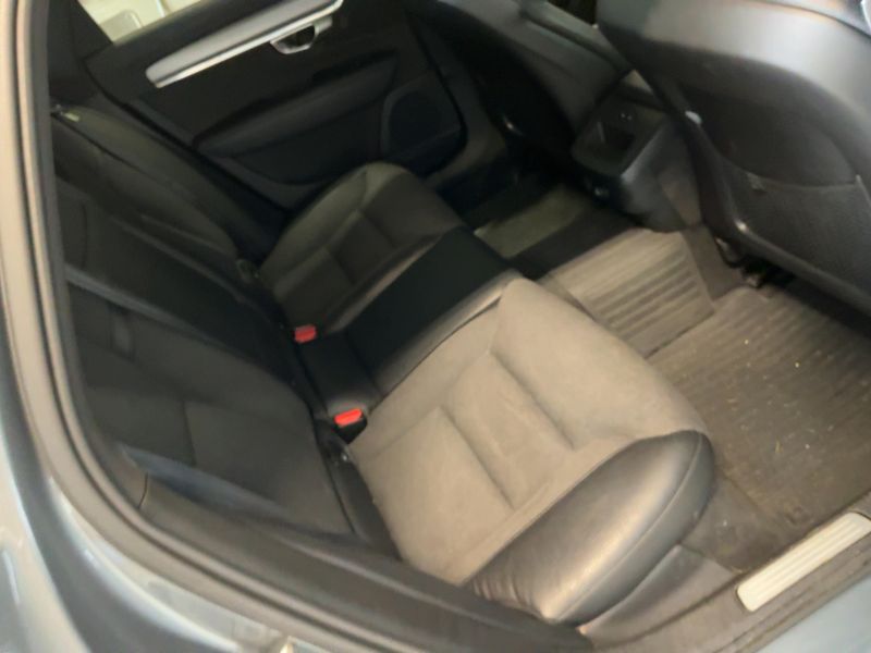 Volvo V90 2.0 D4 Momentum 2017 – снимка 20