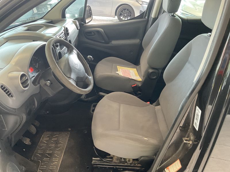 Peugeot Partner 1.6 Access 2012 – снимка 3