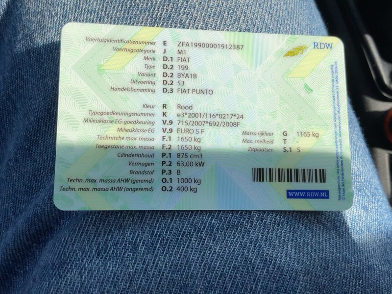 Fiat Punto 0.9 More 2012 – снимка 20