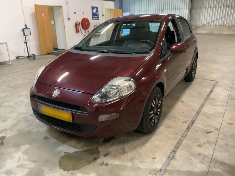 Fiat Punto 0.9 More 2012 – снимка 1