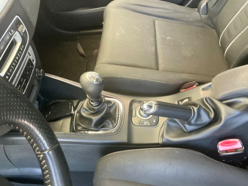 Renault Megane 1.6 dCi Dynamique 2013 – снимка 23