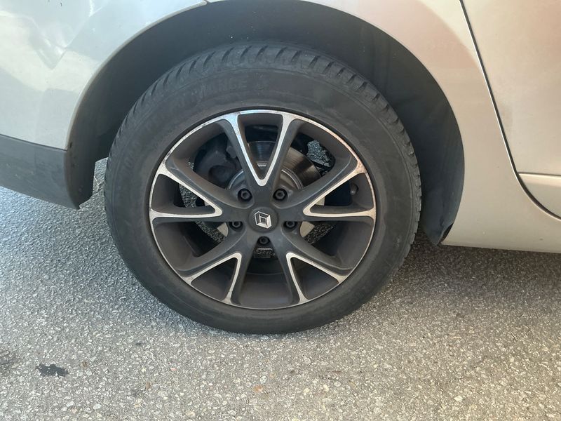 Renault Megane 1.6 dCi Dynamique 2013 – снимка 9