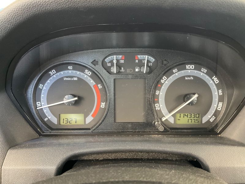 Skoda Fabia 1.4 Ambiente 2007 – снимка 4