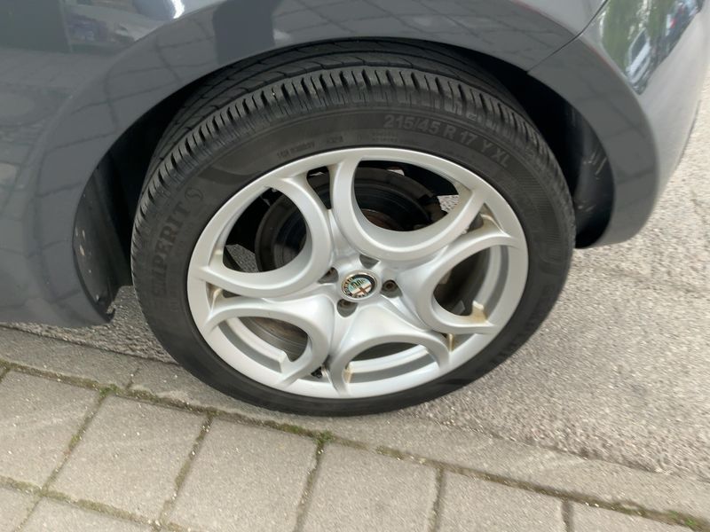 Alfa Romeo MiTo 1.4 Turbo Racer 2015 – снимка 5
