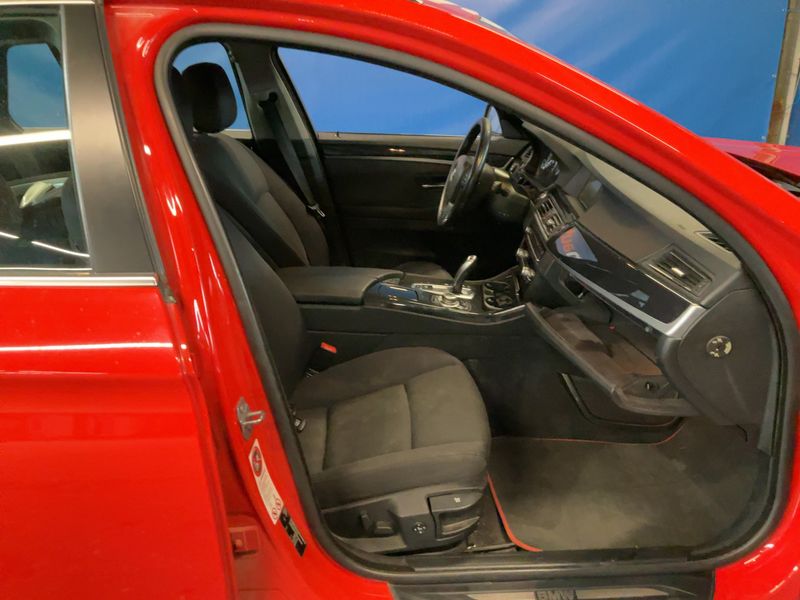 BMW 5er 525d xDrive 2013 – снимка 17