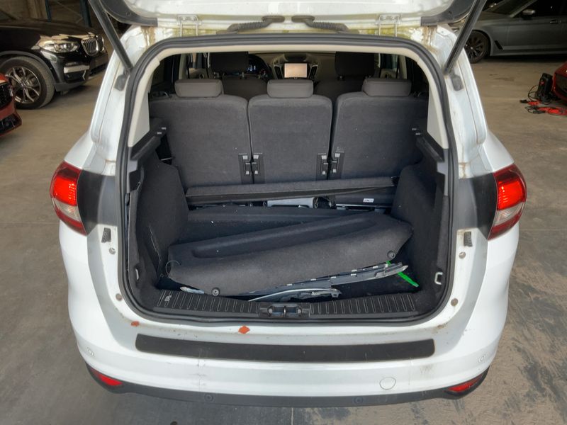 Ford C-Max 1.5 TDCi Titanium 2016 – снимка 15