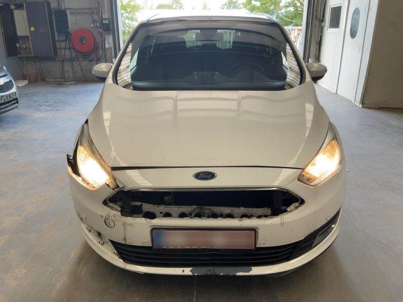 Ford C-Max 1.5 TDCi Titanium 2016 – снимка 14